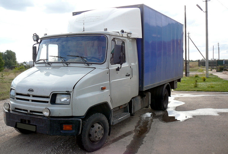 Заказать авто для отправки личныx вещей : Заказ машины 5м/5т (фургон) из Сургута в Тюмень